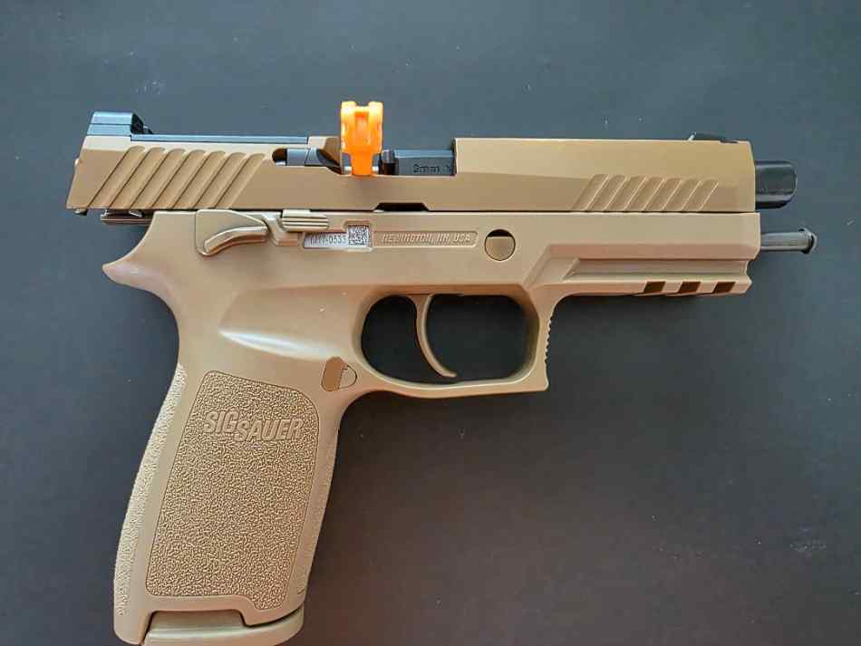 Sig M17 Limited Commemorative P320 w/display case 