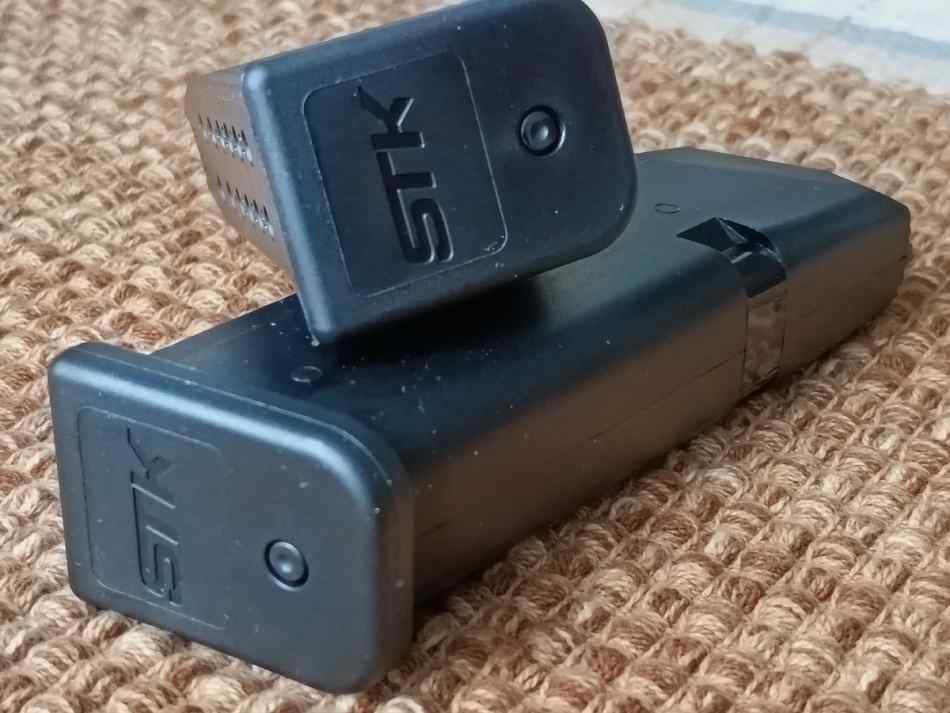 NEW RIA STK200/GLOCK 19/RXM- 15 Round Magazines