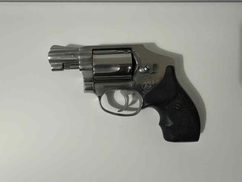 Smith and Wesson 640 