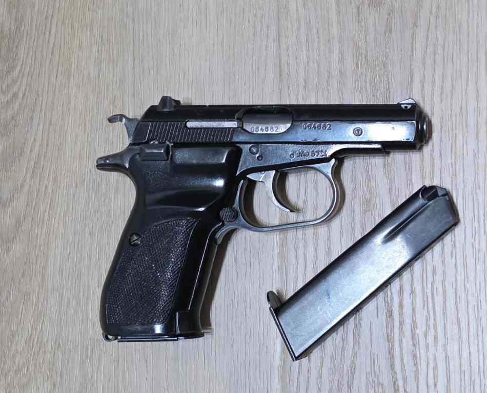CZ 82 (9x18 Makarov)